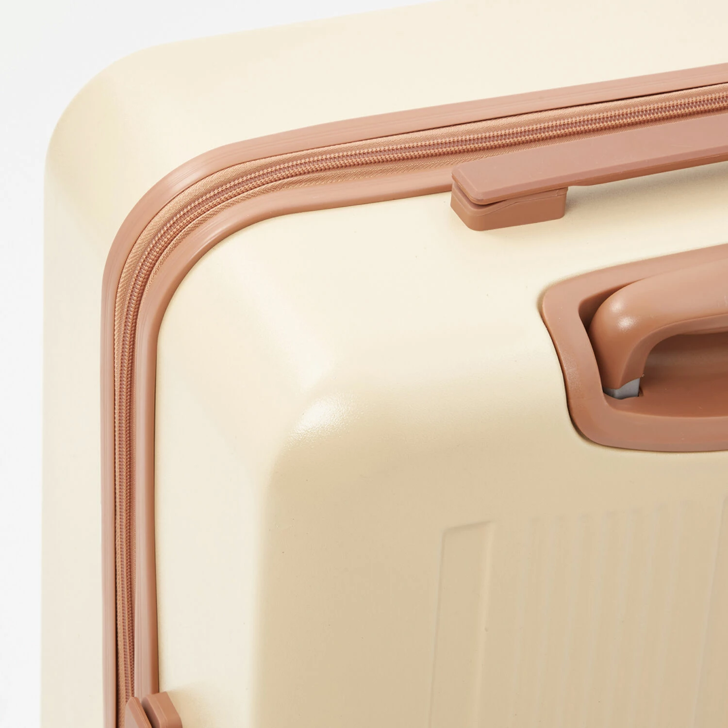 Jessica Simpson Khaki Metro Hardshell Suitcases 5 Jessica Simpson Khaki Metro Hardshell Suitcases - Image 3