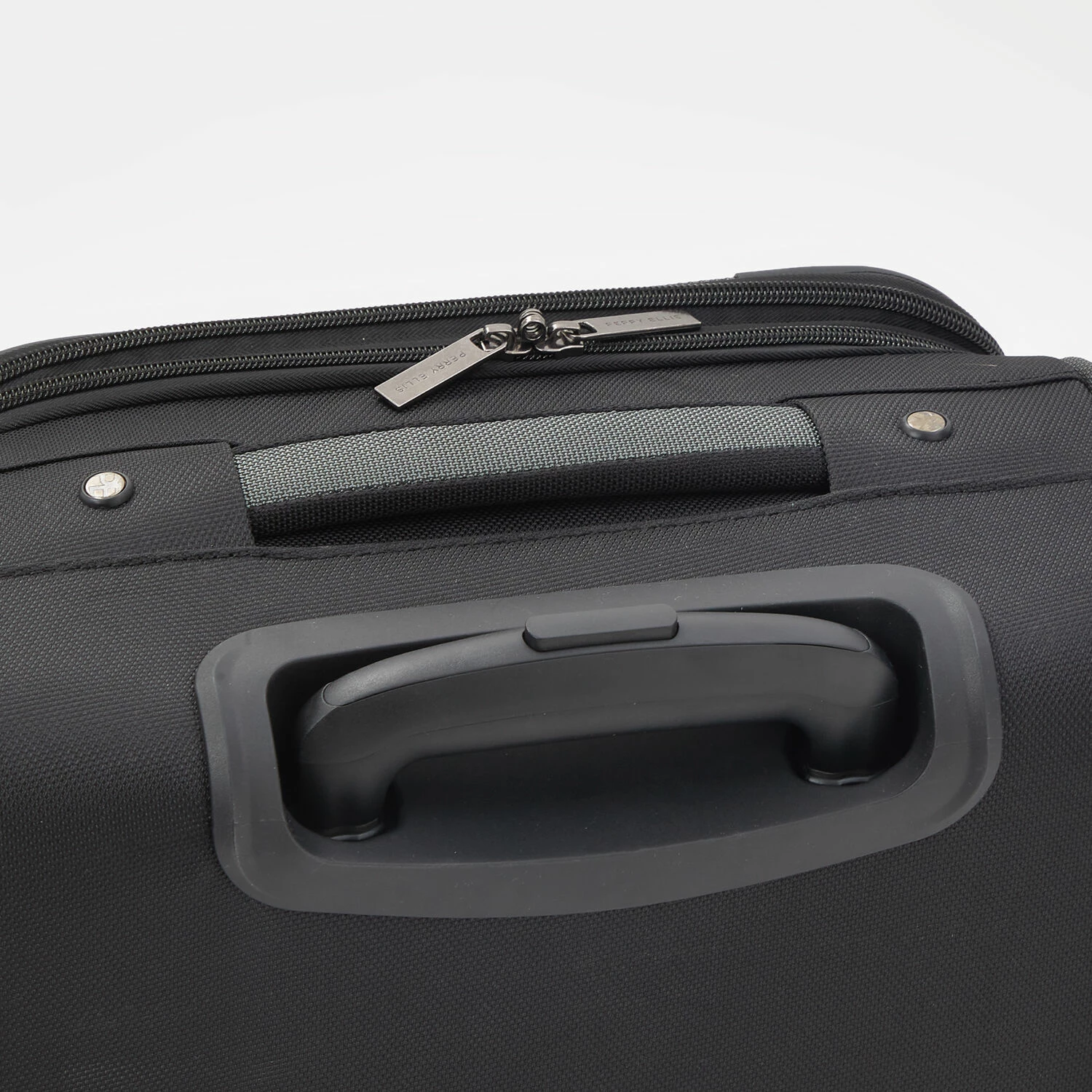 Perry Ellis Black Stonehaven Softshell Suitcases 5 Perry Ellis Black Stonehaven Softshell Suitcases - Image 3